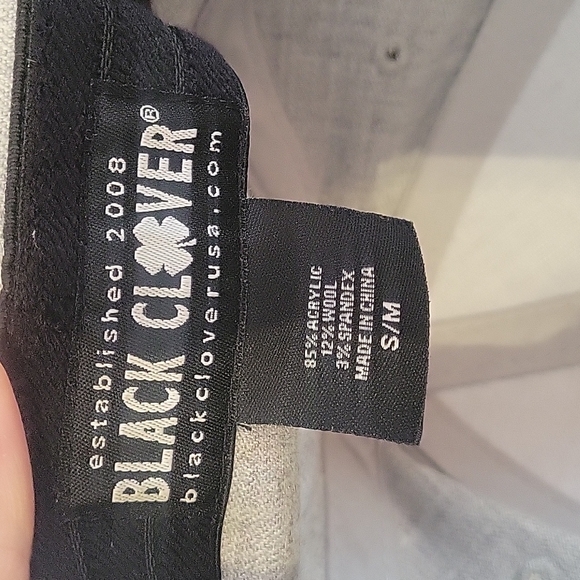 Black Clover Golf Hat - Picture 4 of 4